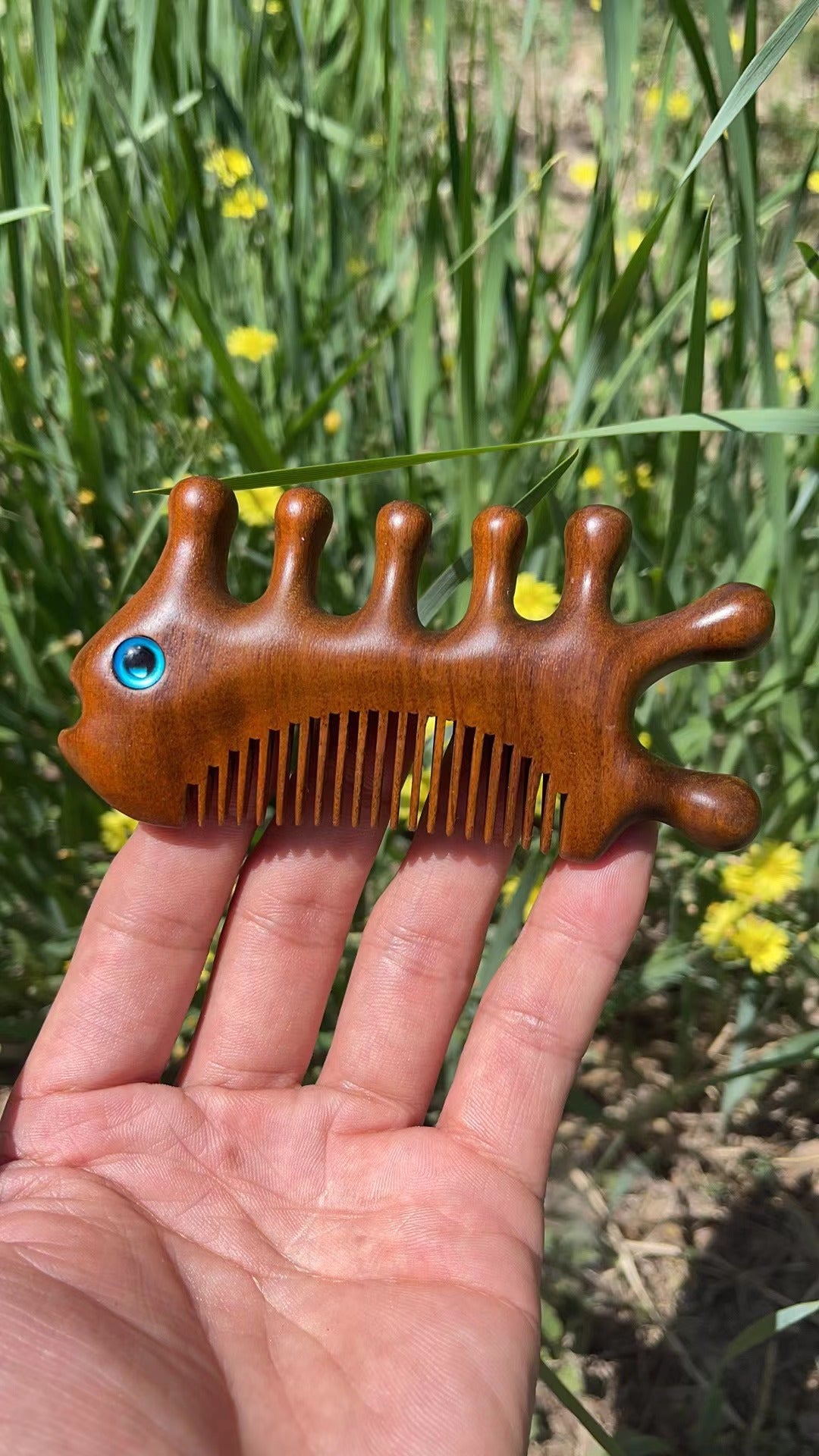 Golden Sandalwood Angler Fish Massage Head Multifunctional Ebony Hair Brushes & Combs