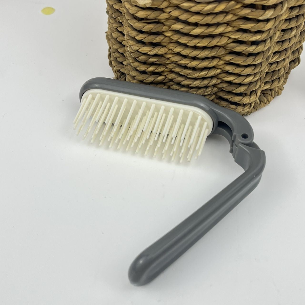 Folding For Hairdressing Air Cushion Pocket Small Portable Mirror Hair Brushes & Combs