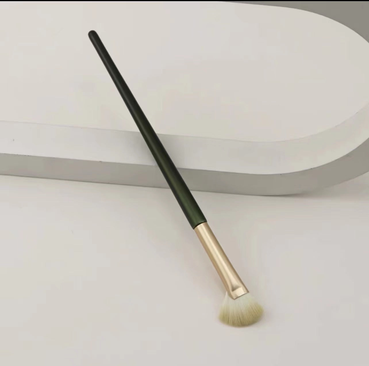 Half Fan-shaped Countour Brush Shading Highlight Shadow Blending Makeup Brushes Accessories