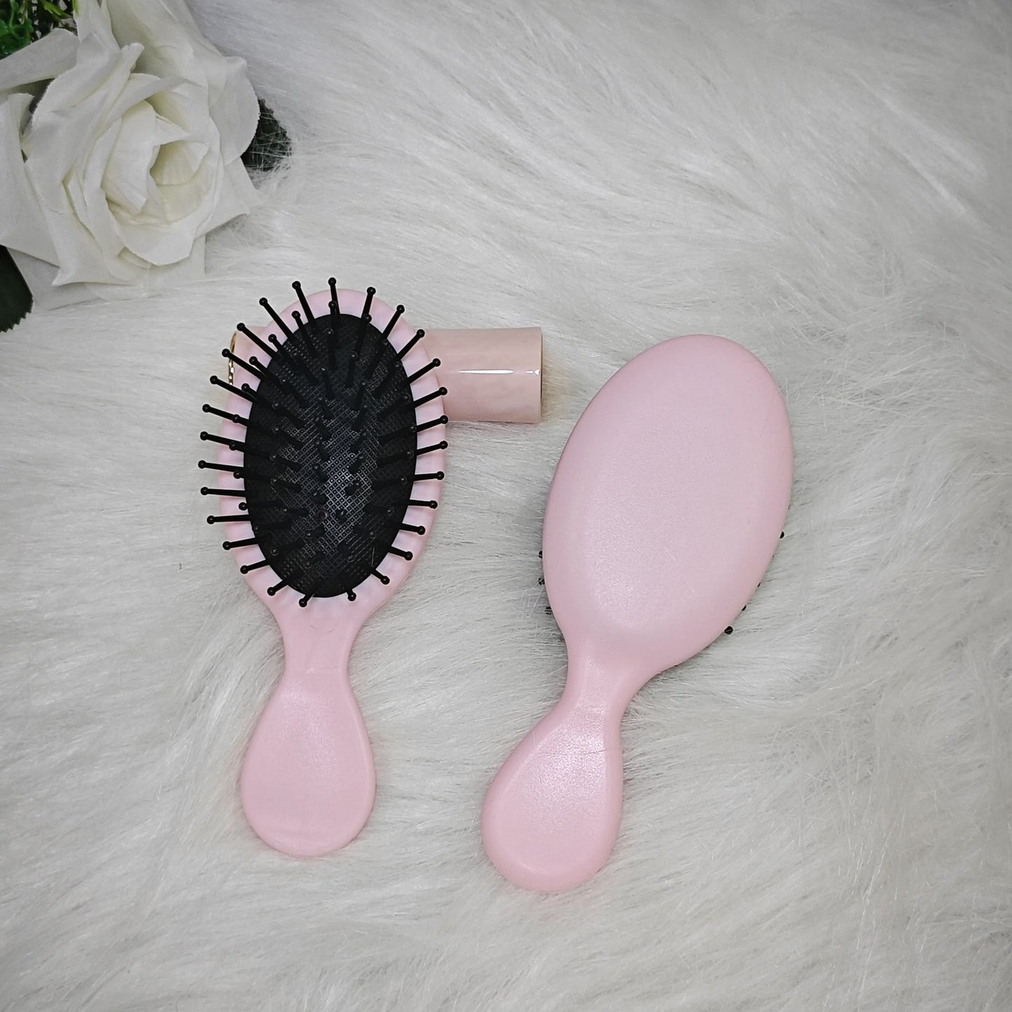 Macaron Color Air Cushion Small Portable Hair Brushes & Combs