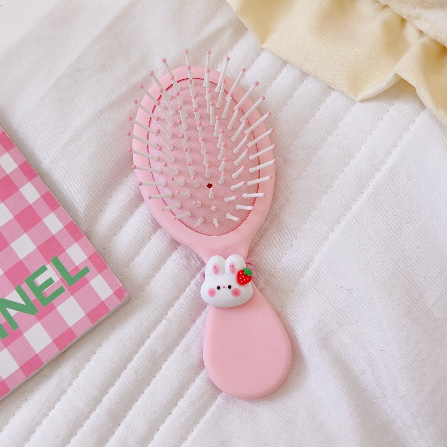 Women's Color Series Sweet Cute Strawberry Rabbit Hair Brushes & Combs