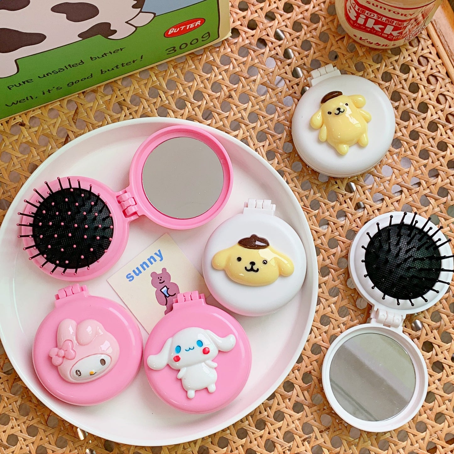 Cute Cartoon Girlish Air Cushion Mirror Hair Brushes & Combs